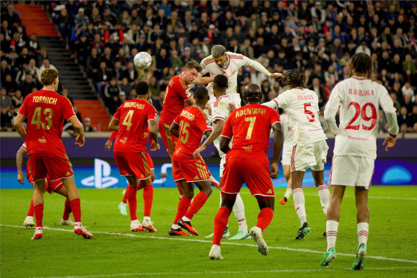 Ronald Araújo leaps to head the ball against LASK in October 2026